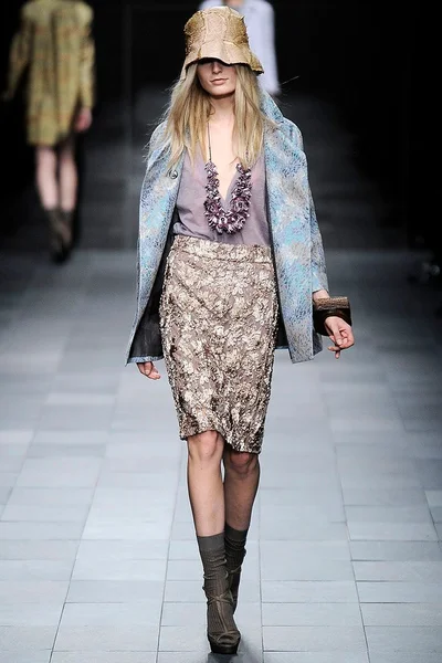 Look 42